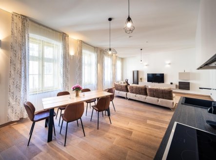 Pronájem bytu, 3+kk, 123 m²