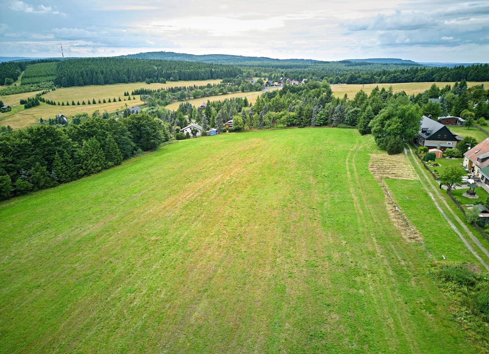 Prodej pozemku 1 012 m²