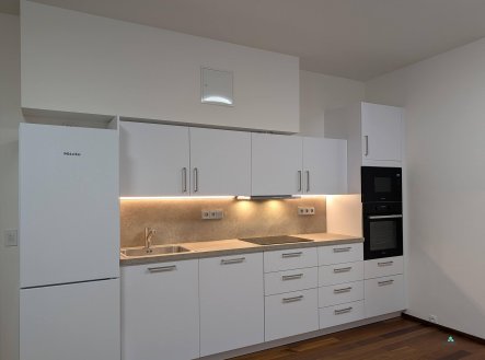 Pronájem bytu, 2+kk, 80 m²
