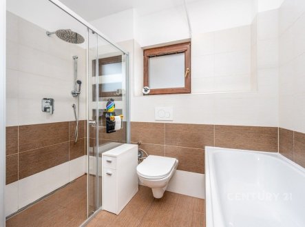 . | Prodej - dům/vila, 106 m²