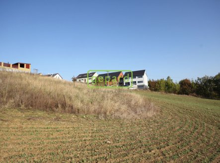 Prodej pozemku pro bydlení, 3 885 m²