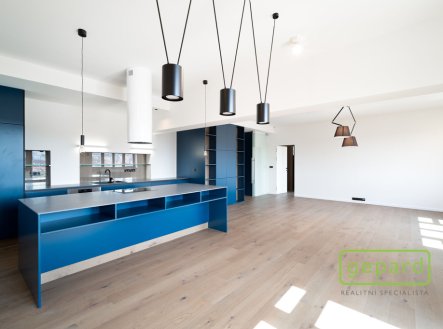Pronájem bytu, 3+kk, 135 m²