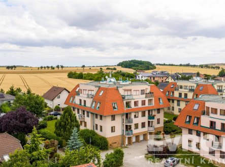 Pronájem bytu, 2+kk, 44 m²