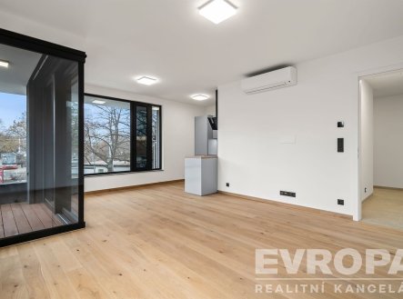 Pronájem bytu, 2+kk, 65 m²