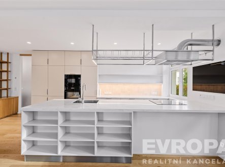 Pronájem bytu, 4+kk, 113 m²