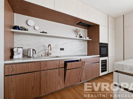 Pronájem bytu, 2+kk, 88 m²
