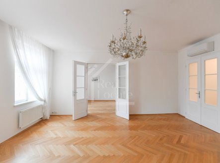 Pronájem bytu, 4+1, 135 m²
