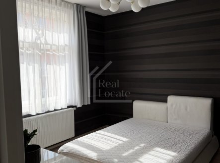 Pronájem bytu, 3+1, 95 m²
