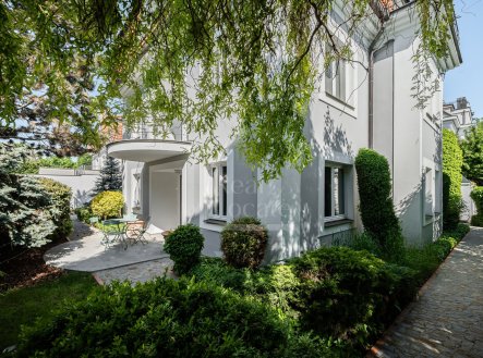 Prodej domu/vily, 337 m²