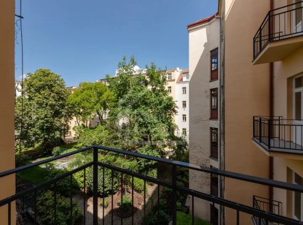 Pronájem bytu, 1+kk, 30 m²