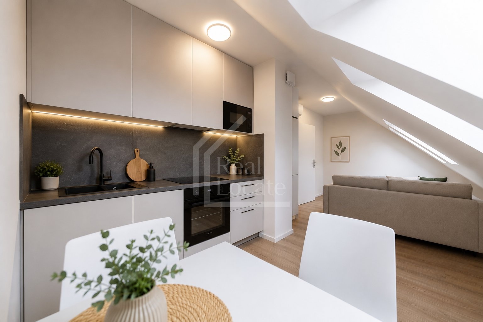 Pronájem, byt 1+kk, 30 m² - Praha 7  - Holešovice