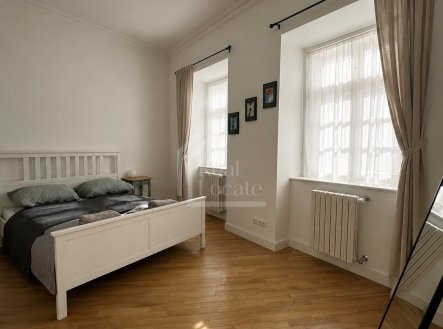 Pronájem bytu, 3+kk, 75 m²