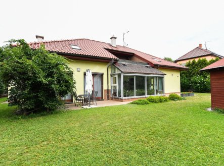 Pronájem domu/vily, 310 m²