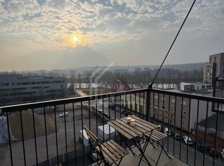 Pronájem bytu, 1+kk, 36 m²