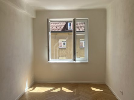 Pronájem bytu, 2+kk, 50 m²
