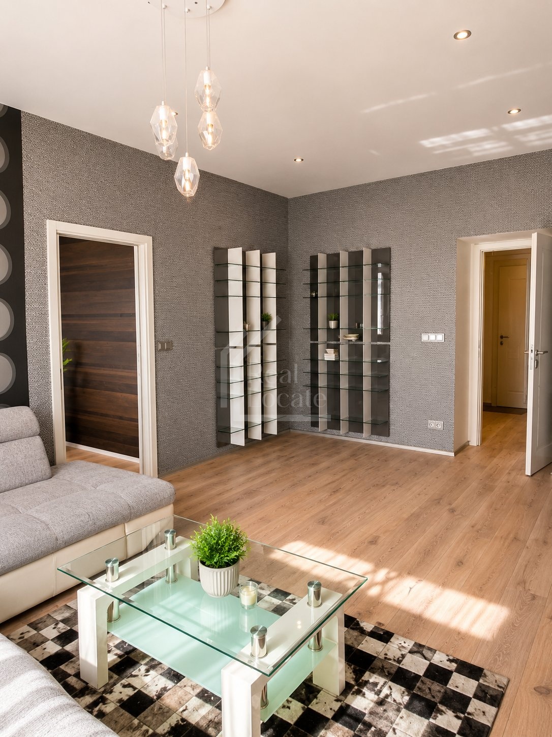 Výjimečný designový byt, 3+1, 95 m² s balkonem, Charlese de Gaulla 10, Praha 6 – Bubeneč