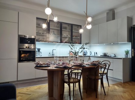 Pronájem bytu, 4+1, 115 m²