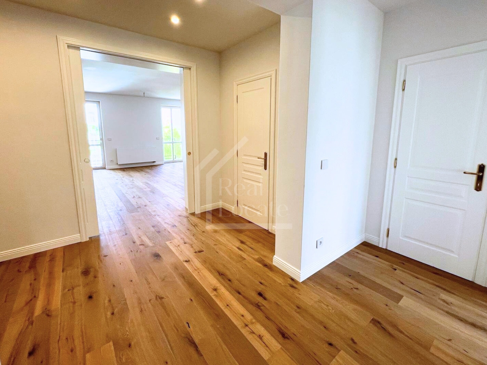 Pronájem luxusního bytu 4+kk, 125 m² s balkonem, Třebízského, Praha 2 – Vinohrady