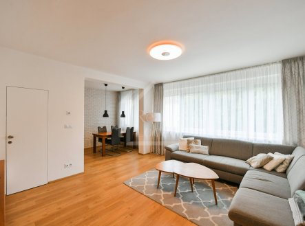 Pronájem bytu, 3+kk, 87 m²