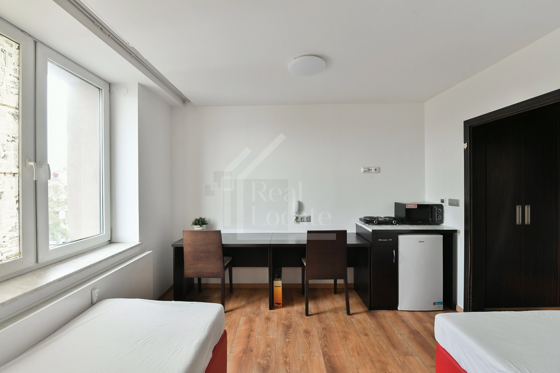 Pronájem, atelier, 21,2 m², Suchdolské náměstí, Praha - Suchdol