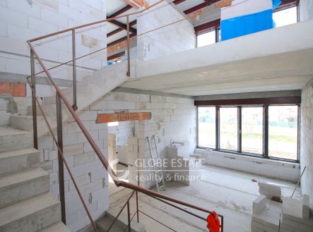 Pronájem kanceláře, 450 m²
