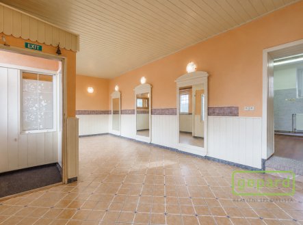 Prodej obchodní prostory, 112 m²