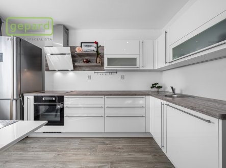 Prodej bytu, 2+1, 66 m²