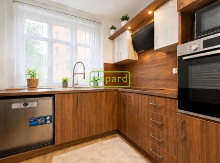 Prodej bytu, 4+1, 104 m²