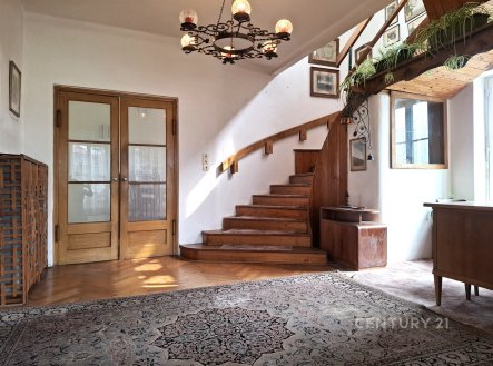 Prodej domu/vily, 317 m²