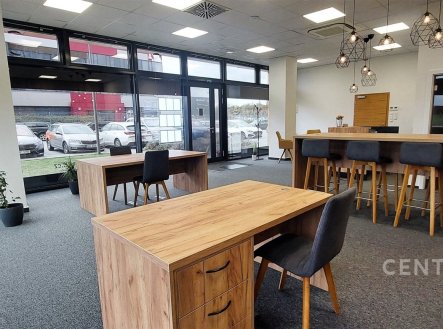 Pronájem kanceláře, 98 m²