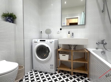Pronájem bytu, 2+kk, 58 m²
