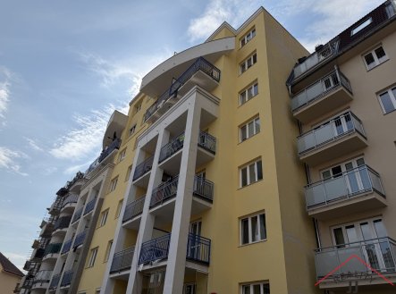 Pronájem bytu, 2+kk, 57 m²