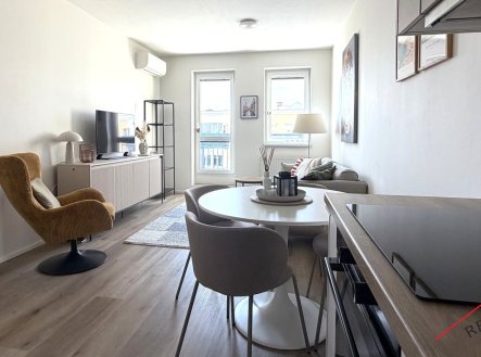 Pronájem bytu, 2+kk, 57 m²