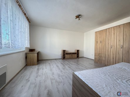 Pronájem bytu, 1+kk, 32 m²