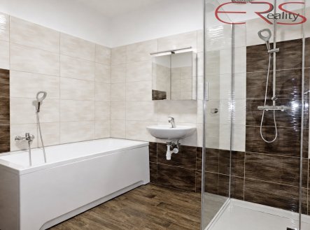 Pronájem bytu, 3+kk, 72 m²