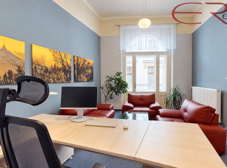 Pronájem kanceláře, 27 m²