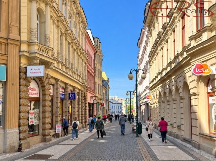Pronájem kanceláře, 87 m²