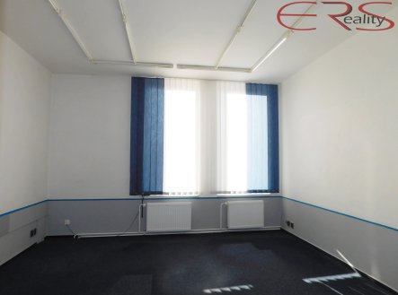 Pronájem kanceláře, 91 m²
