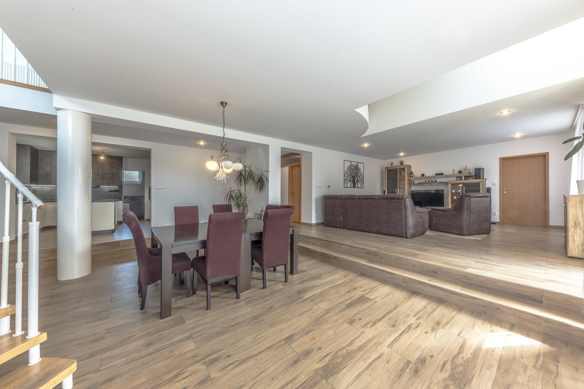 Prodej rodinného domu, 260 m², se zahradou 785m2 - Praha - Klánovice