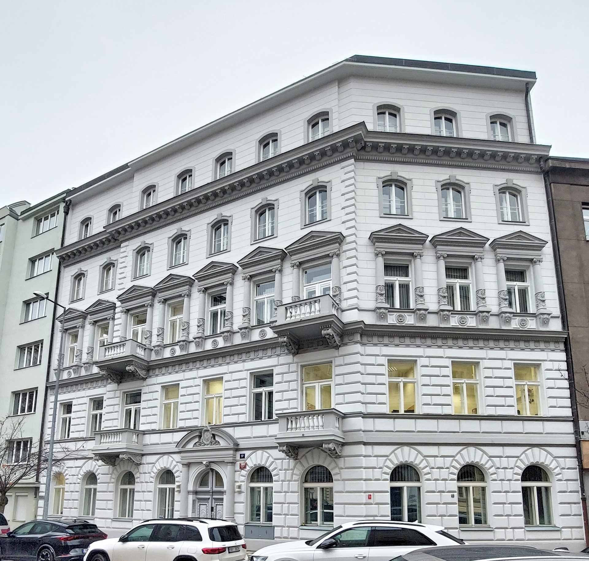 Pronájem kanceláře, 234m² - Praha - Vinohrady