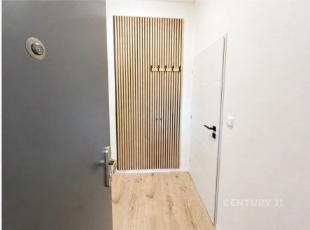 Pronájem bytu, 2+kk, 30 m²