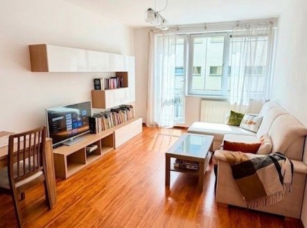 Pronájem bytu, 2+kk, 50 m²