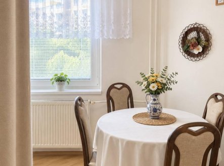 Pronájem bytu, 1+kk, 35 m²