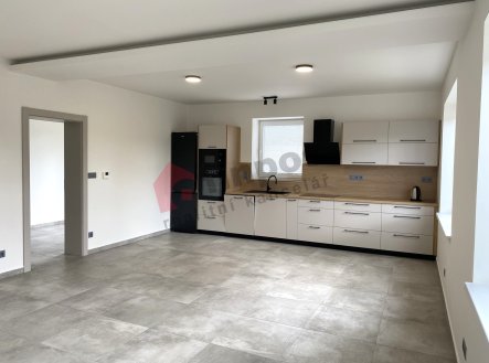 Pronájem domu/vily, 91 m²