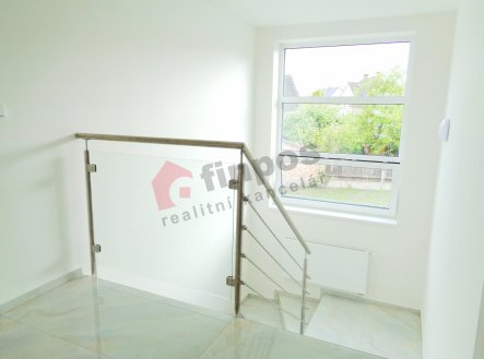 Pronájem bytu, 3+kk, 78 m²