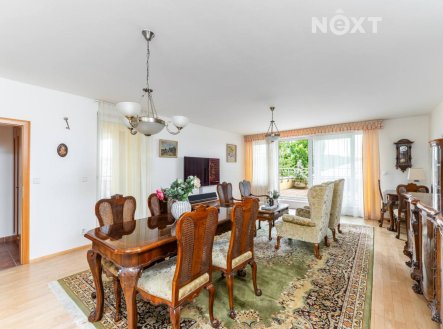 Pronájem bytu, 3+kk, 140 m²