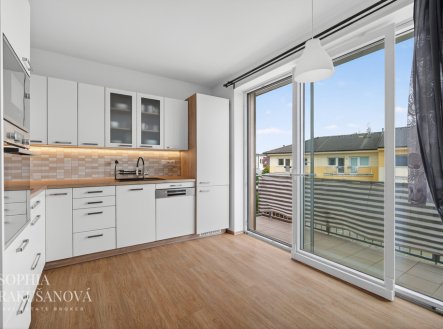 Prodej bytu, 3+kk, 75 m² obrázek