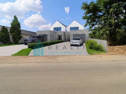 Prodej pozemku pro bydlení, 449 m²