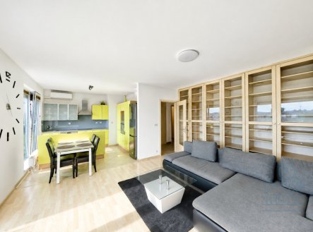 Prodej bytu, 4+kk, 106 m²