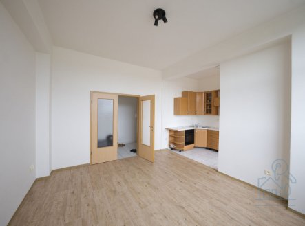 Pronájem bytu, 3+kk, 65 m²